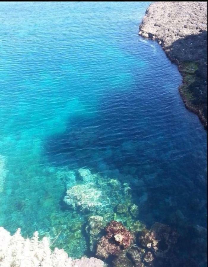 Bed & Breakfast Dietro Le Mura Aci Castello Bagian luar foto